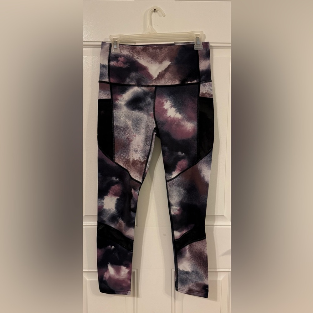 Women’s exercise pants